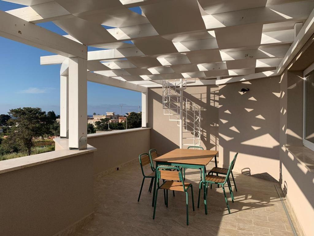 Ferienwohnung Terrace Ini Terrasini Exterior foto