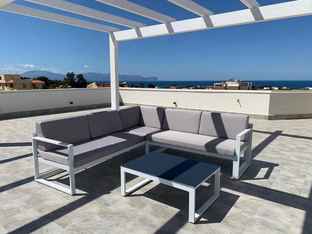 Ferienwohnung Terrace Ini Terrasini Exterior foto